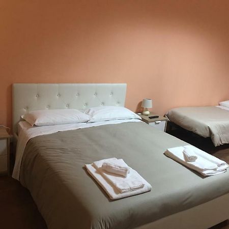 Hotel Piramide レッジョ・エミリア エクステリア 写真
