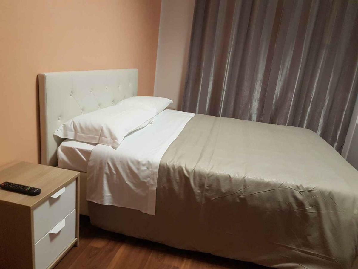 Hotel Piramide レッジョ・エミリア エクステリア 写真