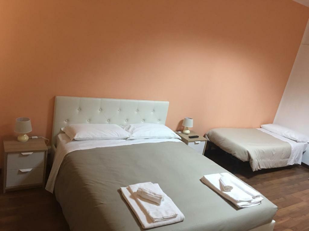 Hotel Piramide レッジョ・エミリア エクステリア 写真